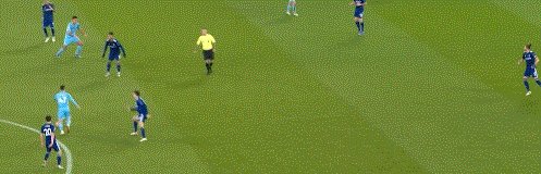 1639517382788095760.gif 动画 (429).gif